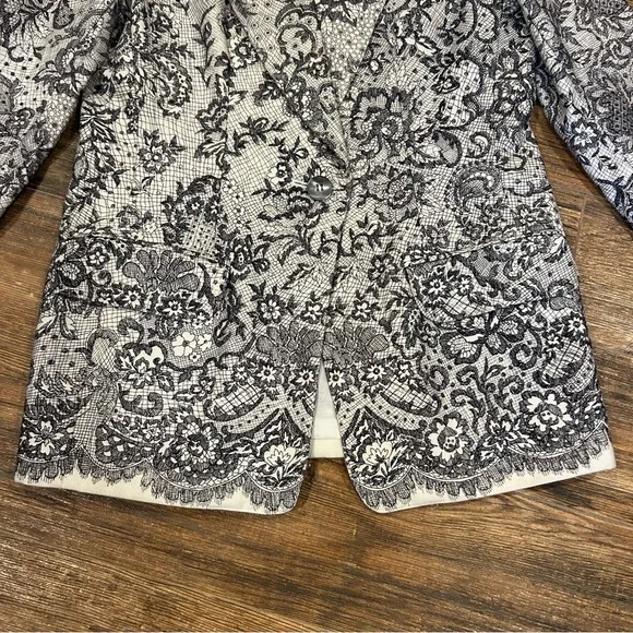 Emanuel Ungaro Vintage Black & White Lace Print Blazer – Size 2/36 - Picture 3 of 9